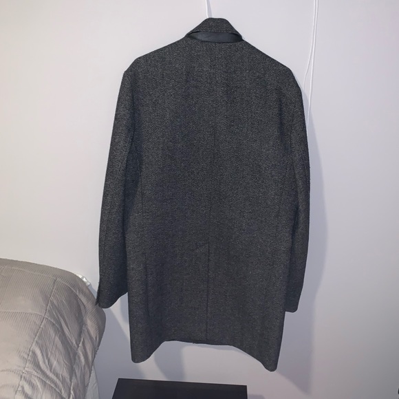 Express Jacket - Picture 2 of 3